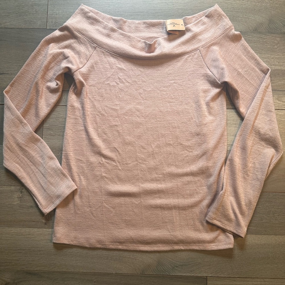 NWT American Eagle off shoulder top